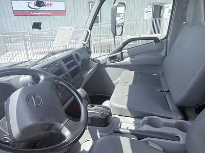 2019 Hino 195