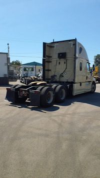 2019 Freightliner NEW CASCADIA PX12664