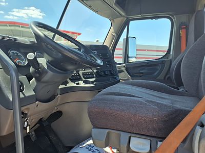 2019 Freightliner CASCADIA 125