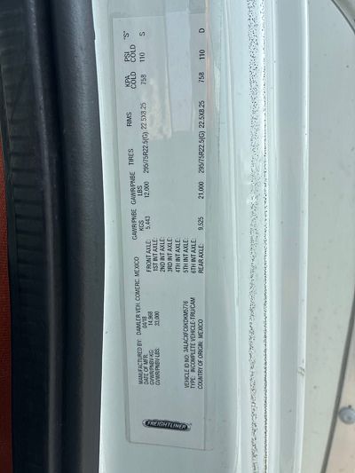 2019 Freightliner M2 106