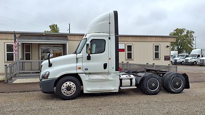 2020 Freightliner CASCADIA 125