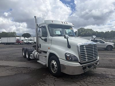 2020 Freightliner CASCADIA 125