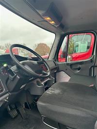 2017 Freightliner M2 106