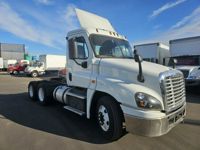 2018 Freightliner CASCADIA 125