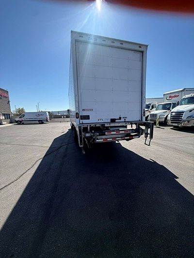 2019 Freightliner M2 106