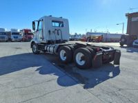 2019 Volvo VNL64T-300