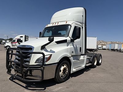 2021 Freightliner NEW CASCADIA PX12664