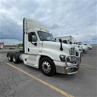 2018 Freightliner CASCADIA 125