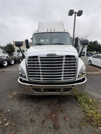 2017 Freightliner CASCADIA 125
