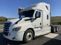 2021 Freightliner NEW CASCADIA PX12664