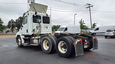 2020 Freightliner NEW CASCADIA PX12664
