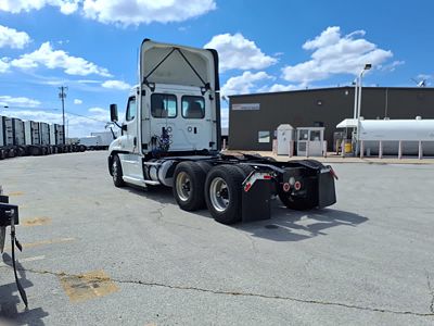 2019 Freightliner CASCADIA 125