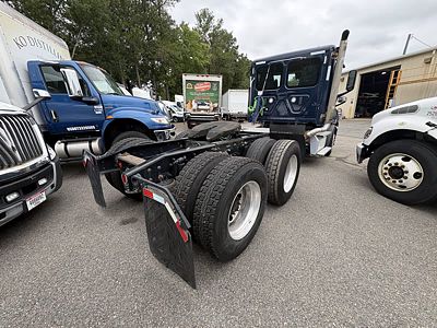 2021 Freightliner CASCADIA PX11664ST