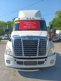 2019 Freightliner CASCADIA 113