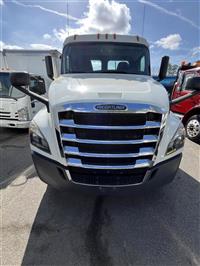 2019 Freightliner NEW CASCADIA PX12664