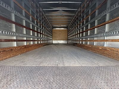 2017 Freightliner M2 106