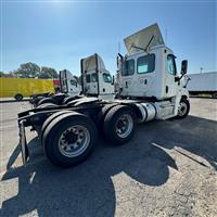 2019 Freightliner CASCADIA 125