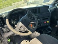 2020 International LT625