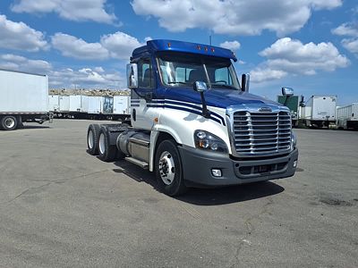 2020 Freightliner CASCADIA 125