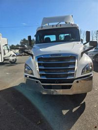 2019 Freightliner NEW CASCADIA PX12664