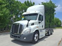 2019 Freightliner CASCADIA 113