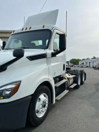 2018 Freightliner NEW CASCADIA PX12664