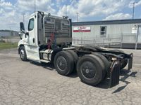 2019 Freightliner CASCADIA 125