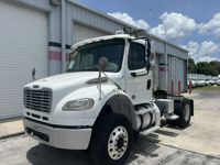 2018 Freightliner M2 106