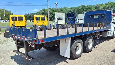 2020 Freightliner M2 106