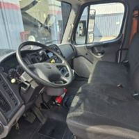 2020 Freightliner M2 106