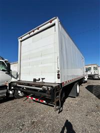 2017 Freightliner M2 106