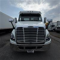 2017 Freightliner CASCADIA 113