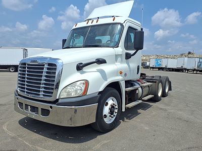 2018 Freightliner CASCADIA 125