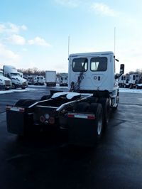 2018 Freightliner CASCADIA 125