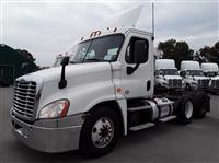 2016 Freightliner CASCADIA 125