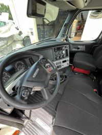 2021 Freightliner CASCADIA PX11642ST