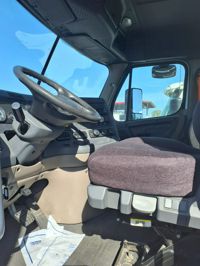 2018 Freightliner CASCADIA 125
