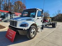 2019 Freightliner M2 106