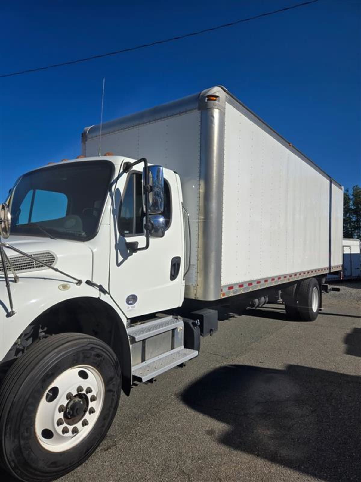 2019 Freightliner M2 106