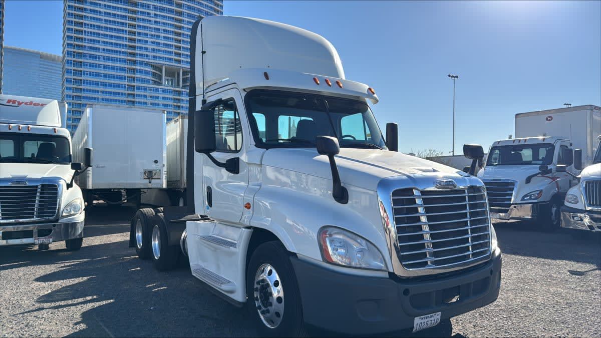 2019 Freightliner CASCADIA 125