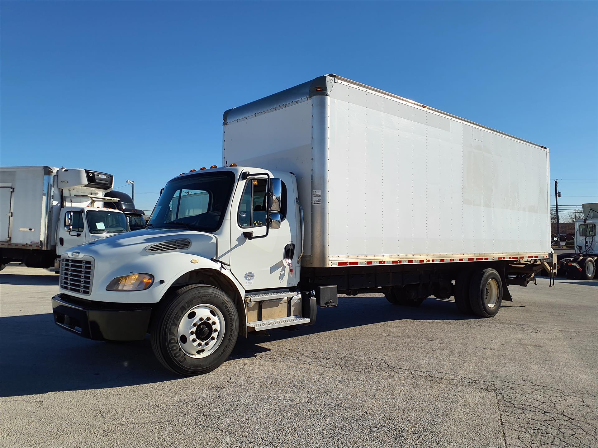 2018 Freightliner M2 106