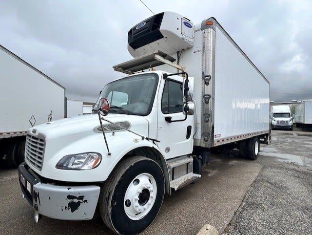 2017 Freightliner M2 106