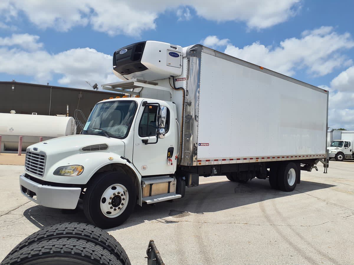 2019 Freightliner M2 106
