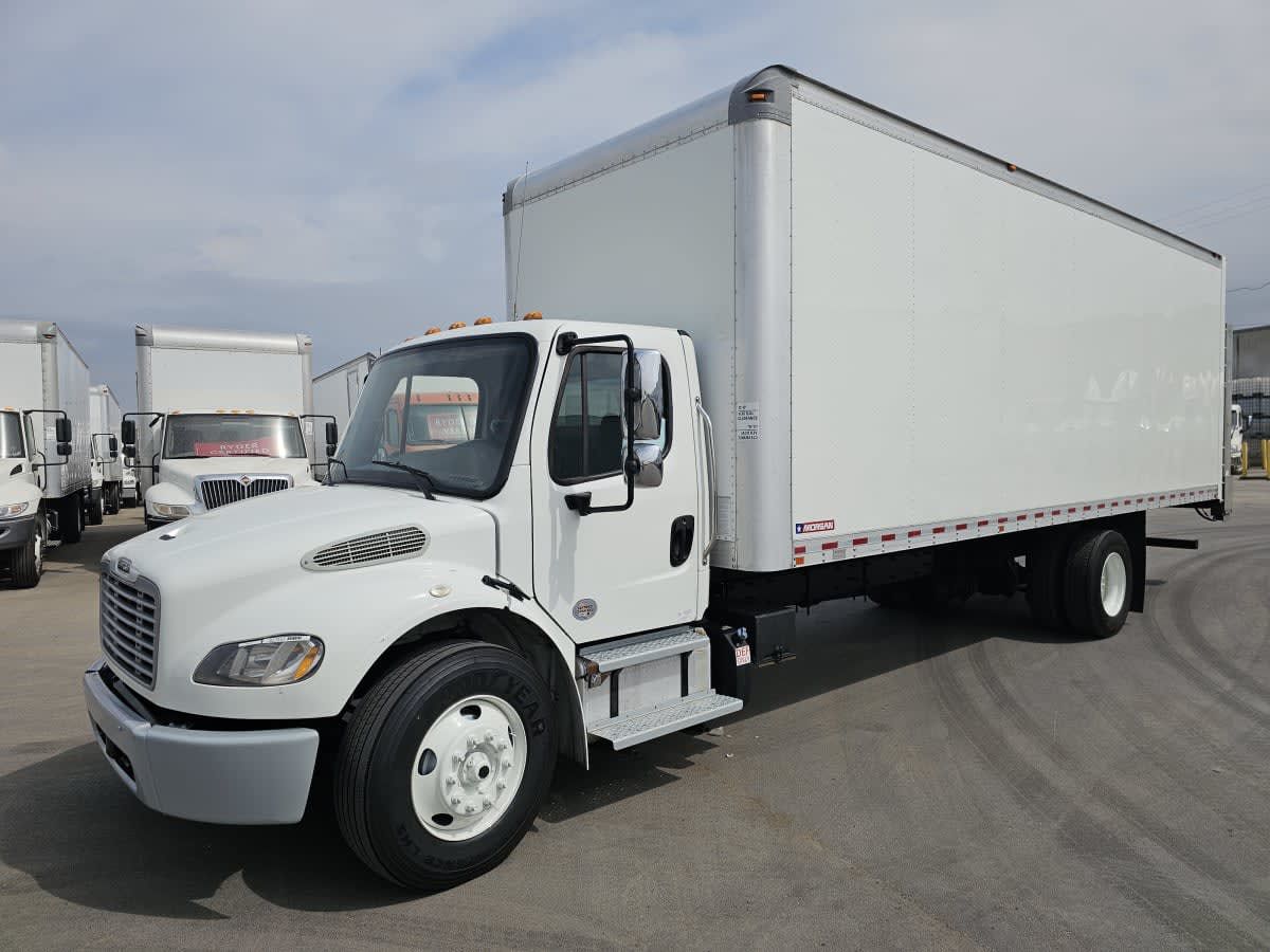 2019 Freightliner M2 106