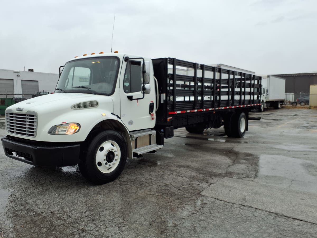 2018 Freightliner M2 106