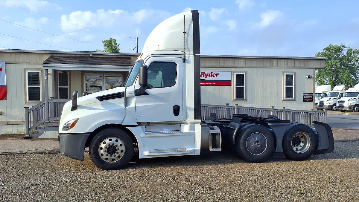 2019 Freightliner NEW CASCADIA PX12664