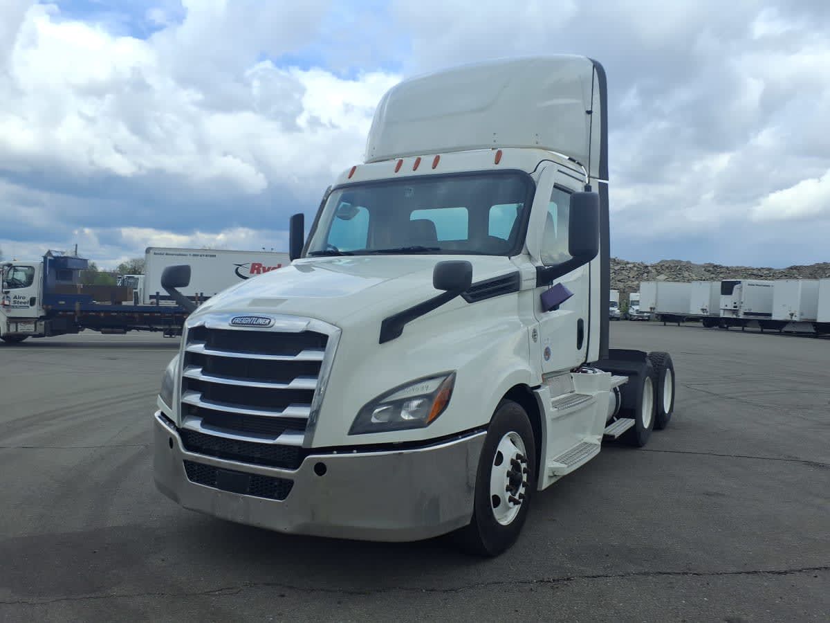 2021 Freightliner NEW CASCADIA PX12664