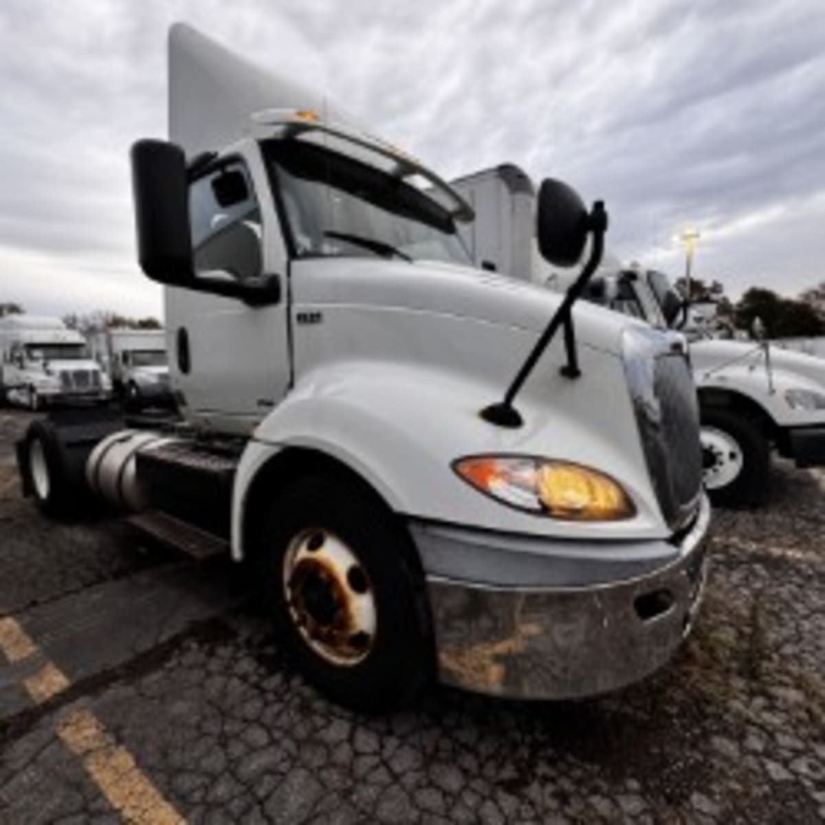 2019 International RH613