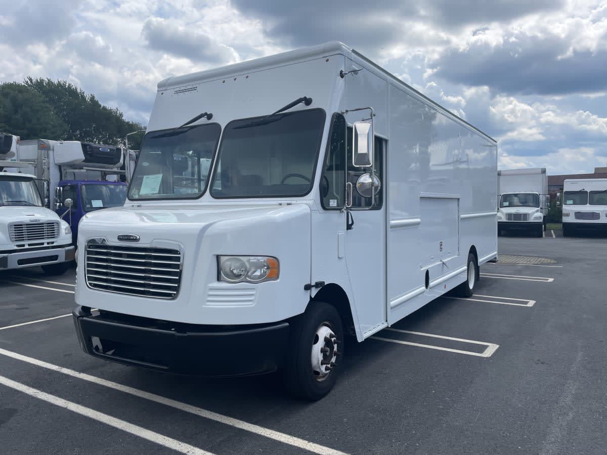 2016 Freightliner MT55
