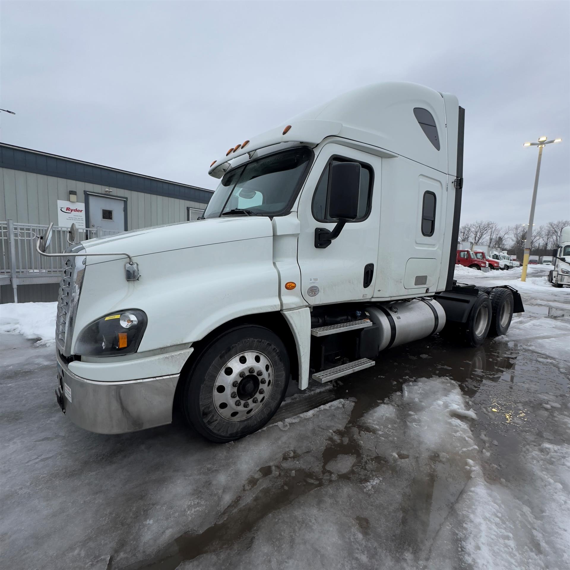 2019 Freightliner CASCADIA 125